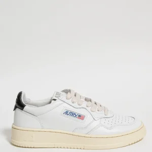 Autry Sneakers Medalist Low 3001