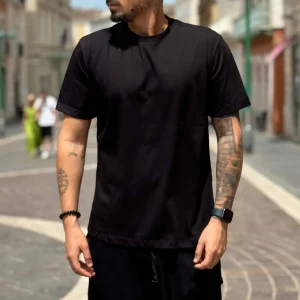 T-shirt nera basic regolare - FLAG STORE